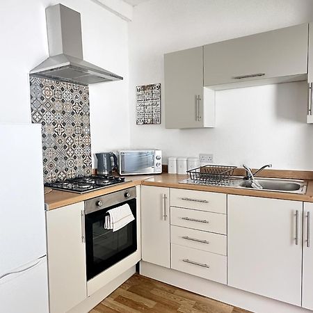 3 Bedroom House Near Liverpool Football Stadium Exterior foto